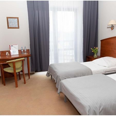 Hotel Piast Cedynia Ngoại thất bức ảnh