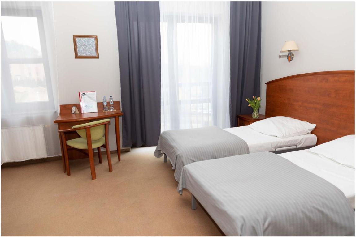 Hotel Piast Cedynia Ngoại thất bức ảnh