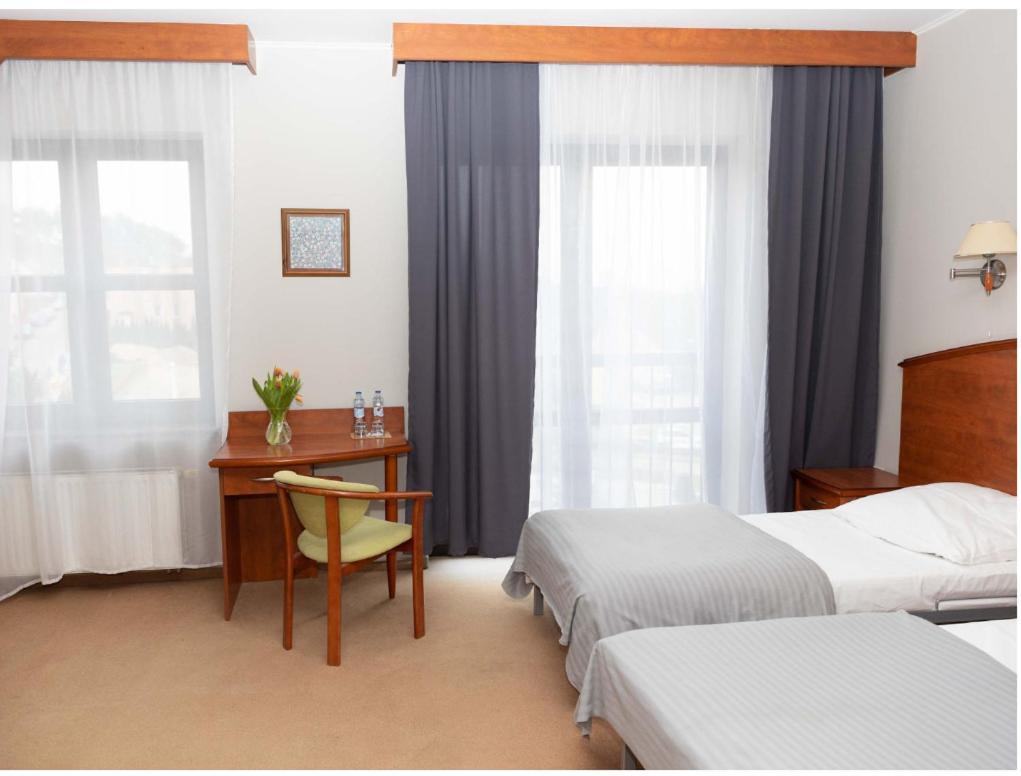Hotel Piast Cedynia Ngoại thất bức ảnh
