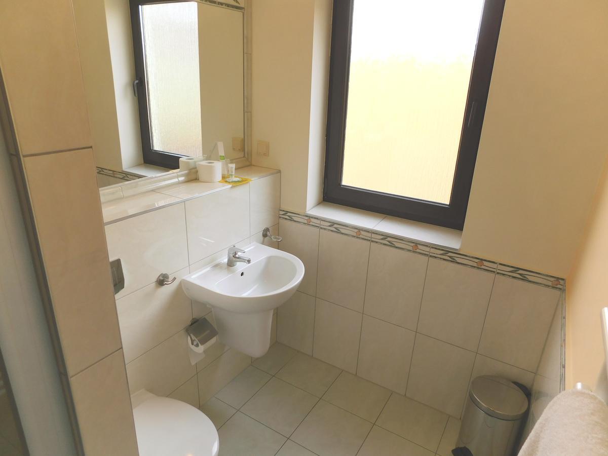 Hotel Piast Cedynia Ngoại thất bức ảnh